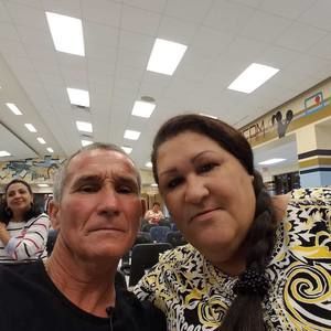 Meet your Posher, Delia